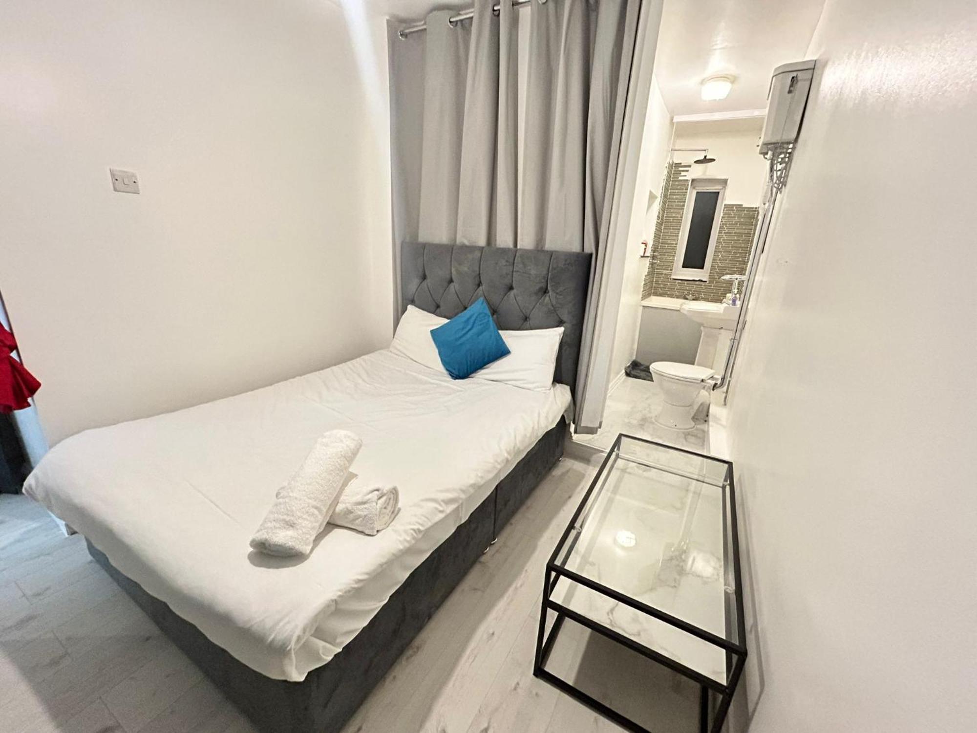 2 Bedroom Flat Wembley Apartamento Londres